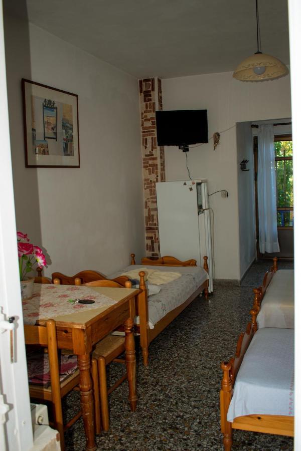 Efterpi Aggeli Apartment Loutropolis Thermis Exterior photo